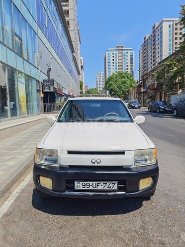 Infiniti QX4 2000, 289,000 km - 3.5 l - Bakı