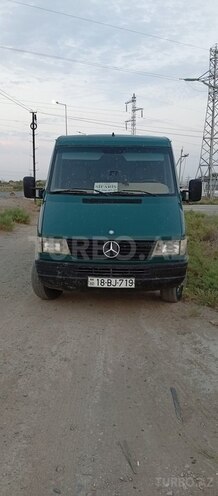 Mercedes 208 D 1997, 681,000 km - 2.3 l - Şirvan