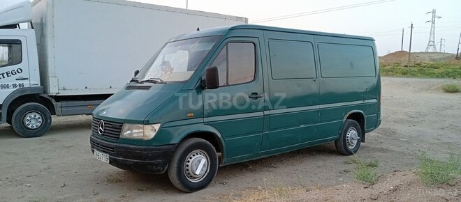 Mercedes 208 D 1997, 681,000 km - 2.3 l - Şirvan