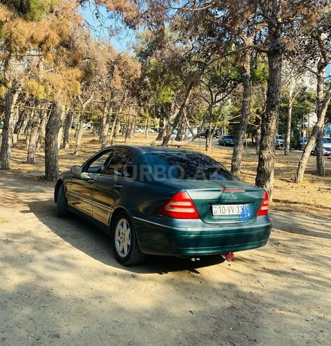 Mercedes C 320 2000, 297,000 km - 3.2 л - Bakı