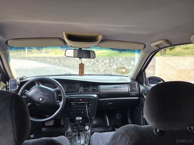 Opel Vectra 1999, 250,000 km - 1.8 l - Qusar