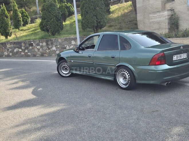Opel Vectra 1999, 250,000 km - 1.8 l - Qusar