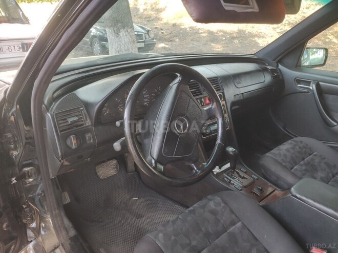 Mercedes C 180 1999, 300,000 km - 1.8 л - Cəlilabad