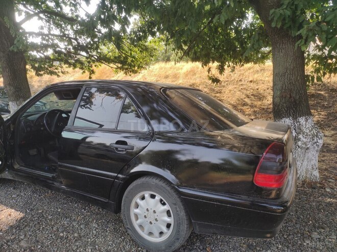 Mercedes C 180 1999, 300,000 km - 1.8 л - Cəlilabad