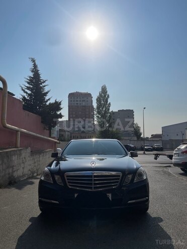 Mercedes E 200 2011, 266,000 km - 1.8 l - Bakı