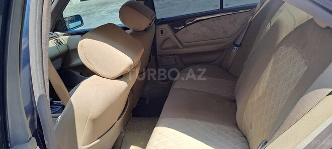 Mercedes E 230 1996, 439,053 km - 2.3 l - Bakı