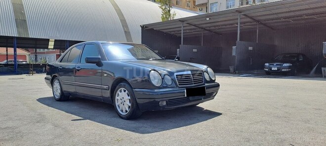 Mercedes E 230 1996, 439,053 km - 2.3 l - Bakı