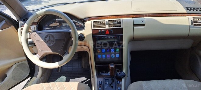 Mercedes E 230 1996, 439,053 km - 2.3 l - Bakı