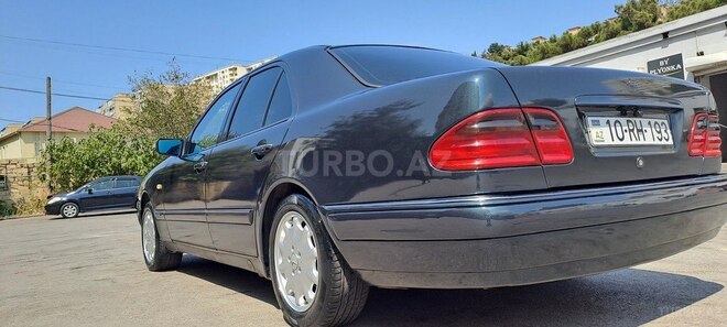 Mercedes E 230 1996, 439,053 km - 2.3 l - Bakı