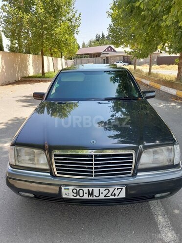 Mercedes C 180 1995, 356,000 km - 1.8 l - Qazax