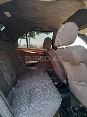 Mercedes C 180 1995, 356,000 km - 1.8 l - Qazax