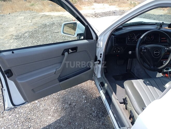 Mercedes 190 1993, 382,952 km - 2.0 l - Bakı