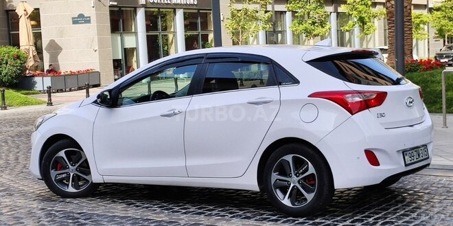 Hyundai i30 2015, 133,467 km - 1.6 l - Bakı