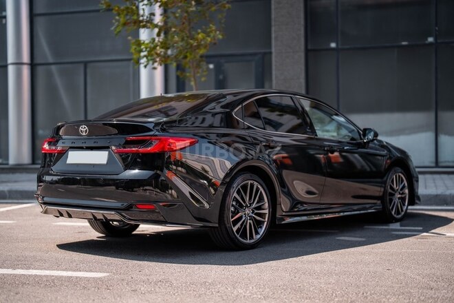 Toyota Camry 2024, 7,700 km - 2.0 л - Bakı