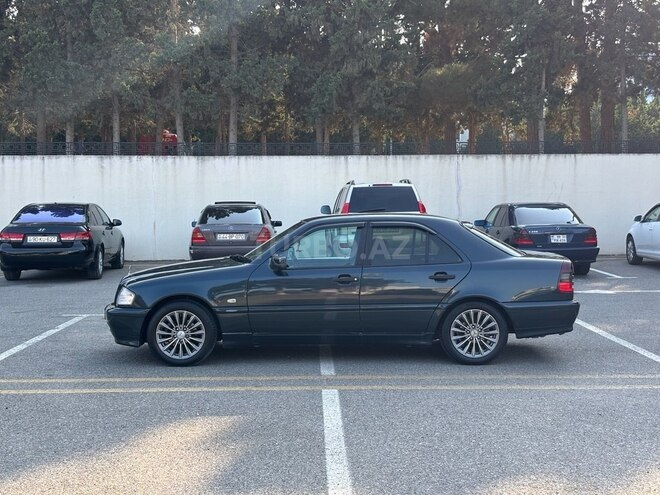 Mercedes C 180 1999, 405,000 km - 1.8 l - Sumqayıt