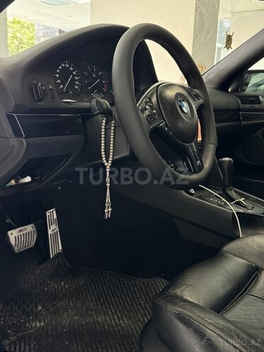BMW 525 2001, 262,000 km - 2.5 l - Bakı
