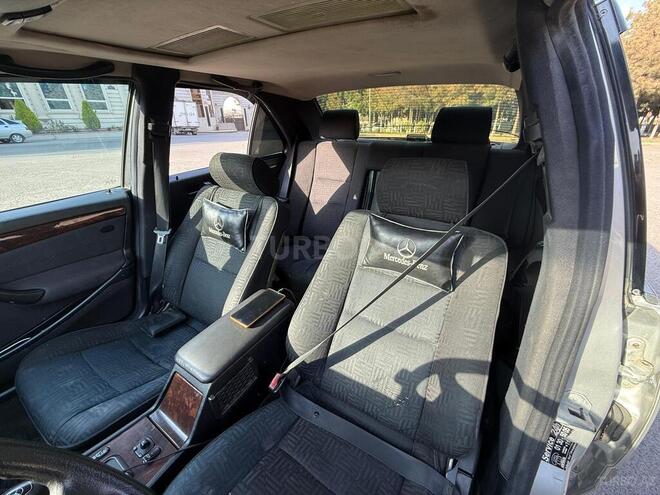 Mercedes C 180 1997, 330,000 km - 1.8 l - Gəncə