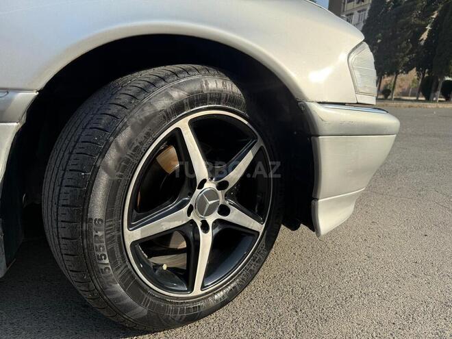 Mercedes C 180 1997, 330,000 km - 1.8 l - Gəncə