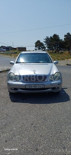 Mercedes C 220 2001, 385,000 km - 2.2 l - Bakı