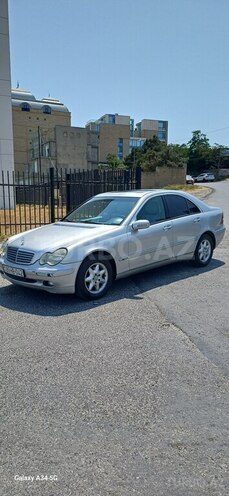 Mercedes C 220 2001, 385,000 km - 2.2 l - Bakı
