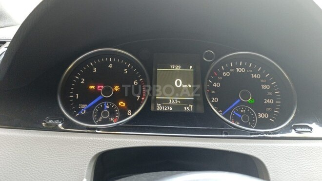 Volkswagen Passat 2005, 201,589 km - 2.0 l - Bakı