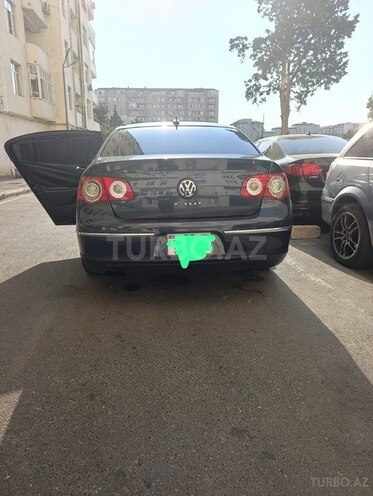 Volkswagen Passat 2005, 201,589 km - 2.0 l - Bakı
