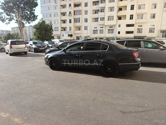 Volkswagen Passat 2005, 201,589 km - 2.0 l - Bakı