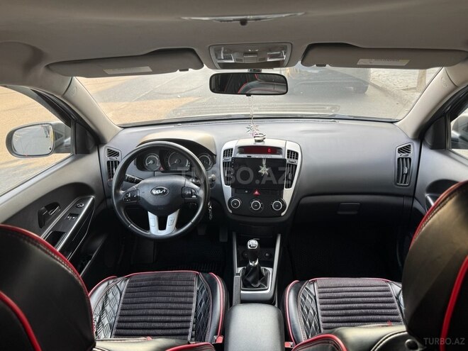 Kia  2010, 376,000 km - 1.6 l - Biləsuvar