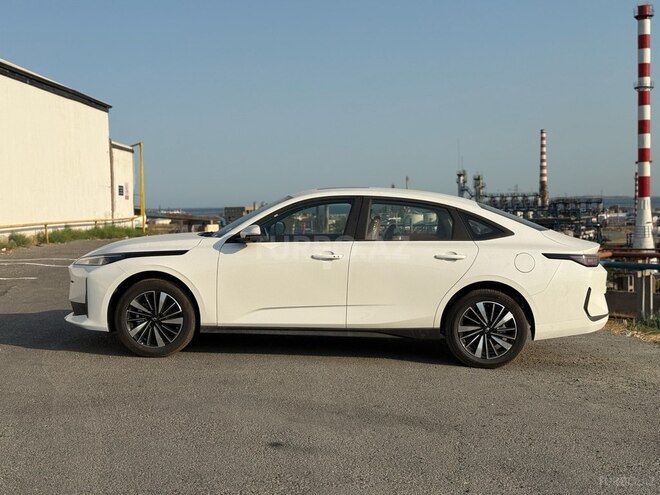 Changan Qiyuan A05 2025, 0 km - 1.5 l - Bakı