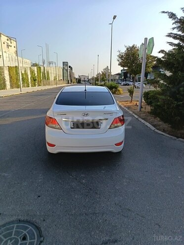 Hyundai Accent 2013, 292,400 km - 1.6 l - Bakı