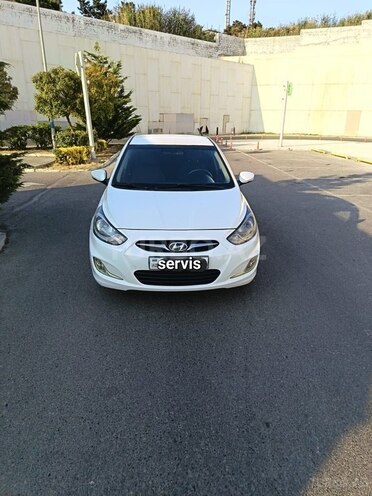 Hyundai Accent 2013, 292,400 km - 1.6 l - Bakı