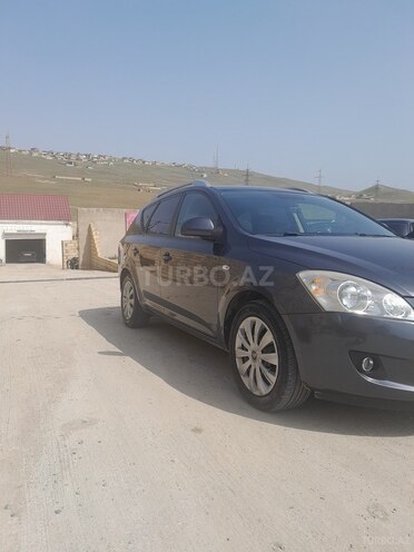 Kia  2008, 270,000 km - 1.6 l - Bakı
