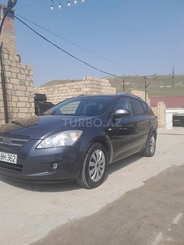 Kia  2008, 270,000 km - 1.6 l - Bakı