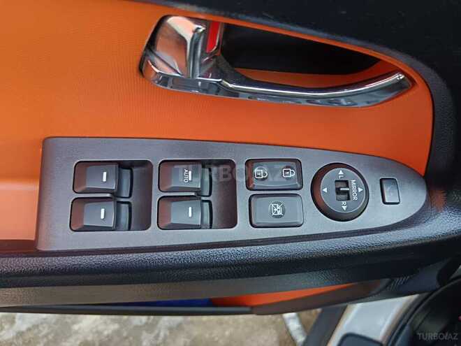 Kia Sportage 2011, 108,960 km - 2.0 l - Bakı
