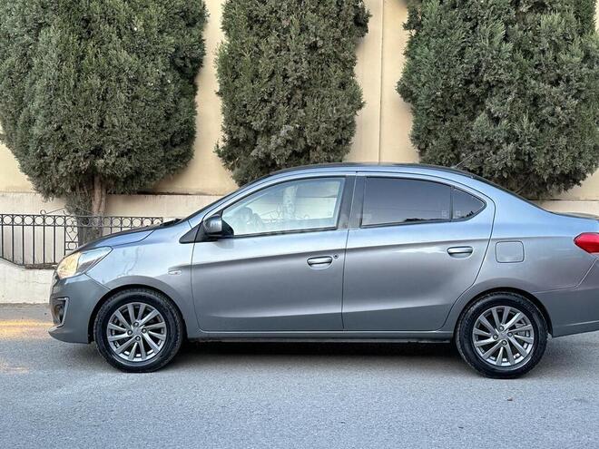 Mitsubishi Attrage 2015, 230,000 km - 1.2 л - Bakı