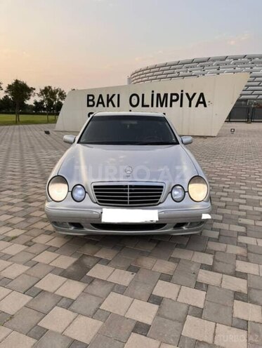 Mercedes E 220 2001, 599,000 km - 2.2 л - Bakı