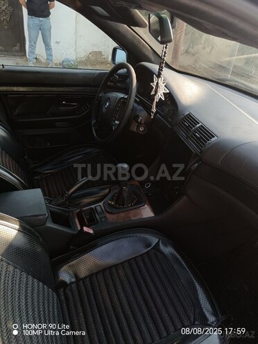 BMW 520 1999, 498,000 km - 2.0 l - Sumqayıt