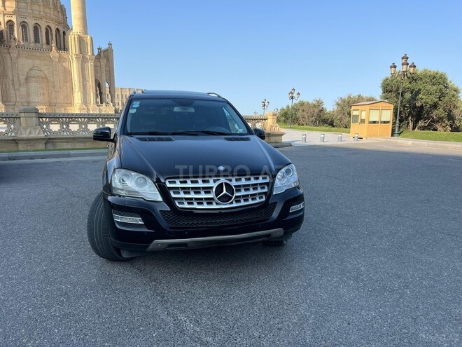 Mercedes ML 300 4MATIC 2010, 307,000 km - 3.0 l - Bakı
