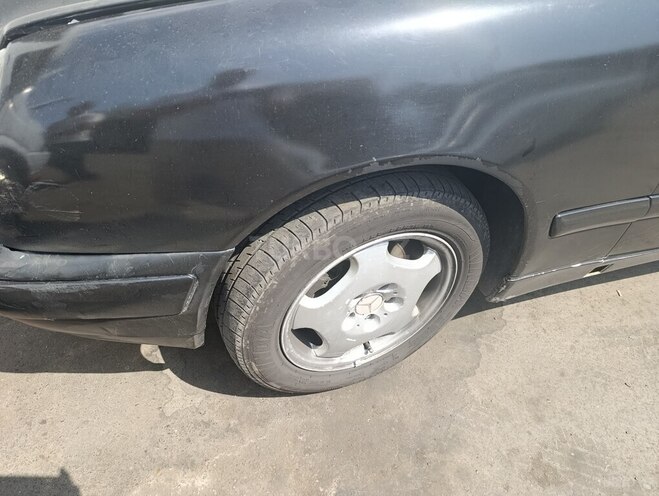Mercedes E 220 d 1999, 500,000 km - 2.2 l - Gəncə