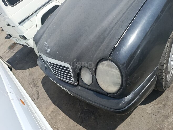 Mercedes E 220 d 1999, 500,000 km - 2.2 l - Gəncə