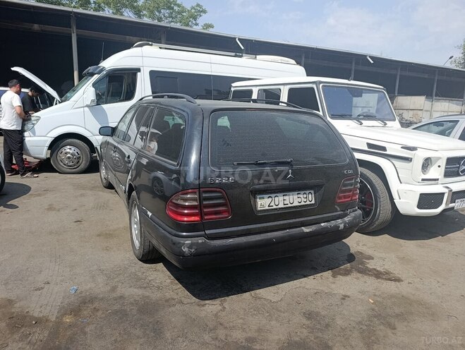 Mercedes E 220 d 1999, 500,000 km - 2.2 l - Gəncə