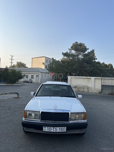 Mercedes 190 1991, 360,000 km - 2.0 л - Sumqayıt