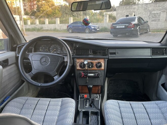 Mercedes 190 1991, 360,000 km - 2.0 л - Sumqayıt
