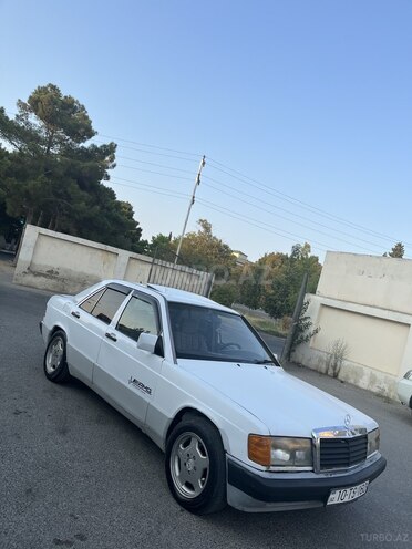 Mercedes 190 1991, 360,000 km - 2.0 л - Sumqayıt