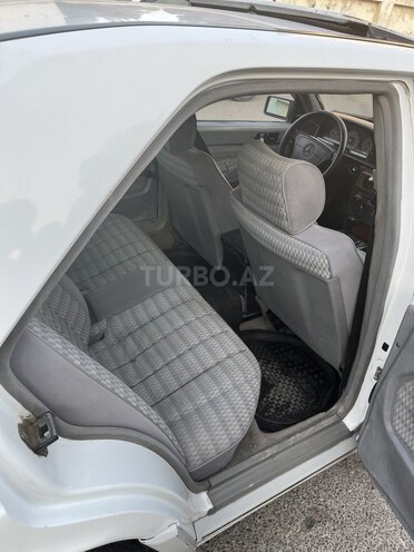 Mercedes 190 1991, 360,000 km - 2.0 л - Sumqayıt