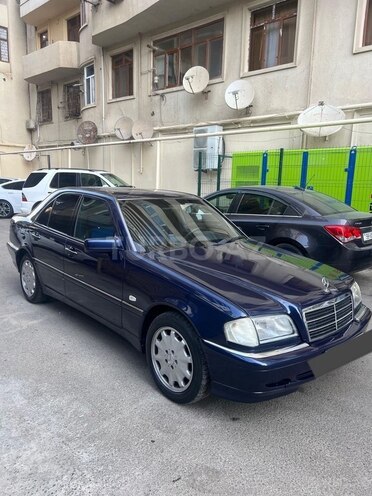 Mercedes C 200 1999, 358,500 km - 2.0 l - Bakı