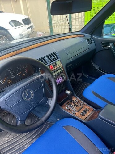 Mercedes C 200 1999, 358,500 km - 2.0 l - Bakı