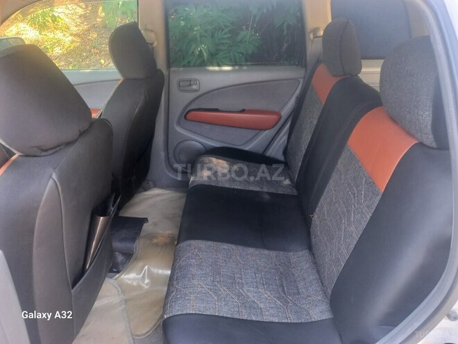 Mitsubishi Airtrek 2001, 353,000 km - 2.0 л - Quba