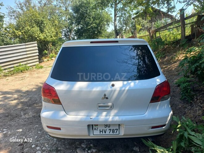 Mitsubishi Airtrek 2001, 353,000 km - 2.0 л - Quba