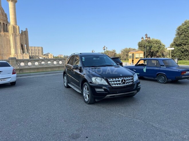 Mercedes ML 300 4MATIC 2010, 307,000 km - 3.0 l - Bakı